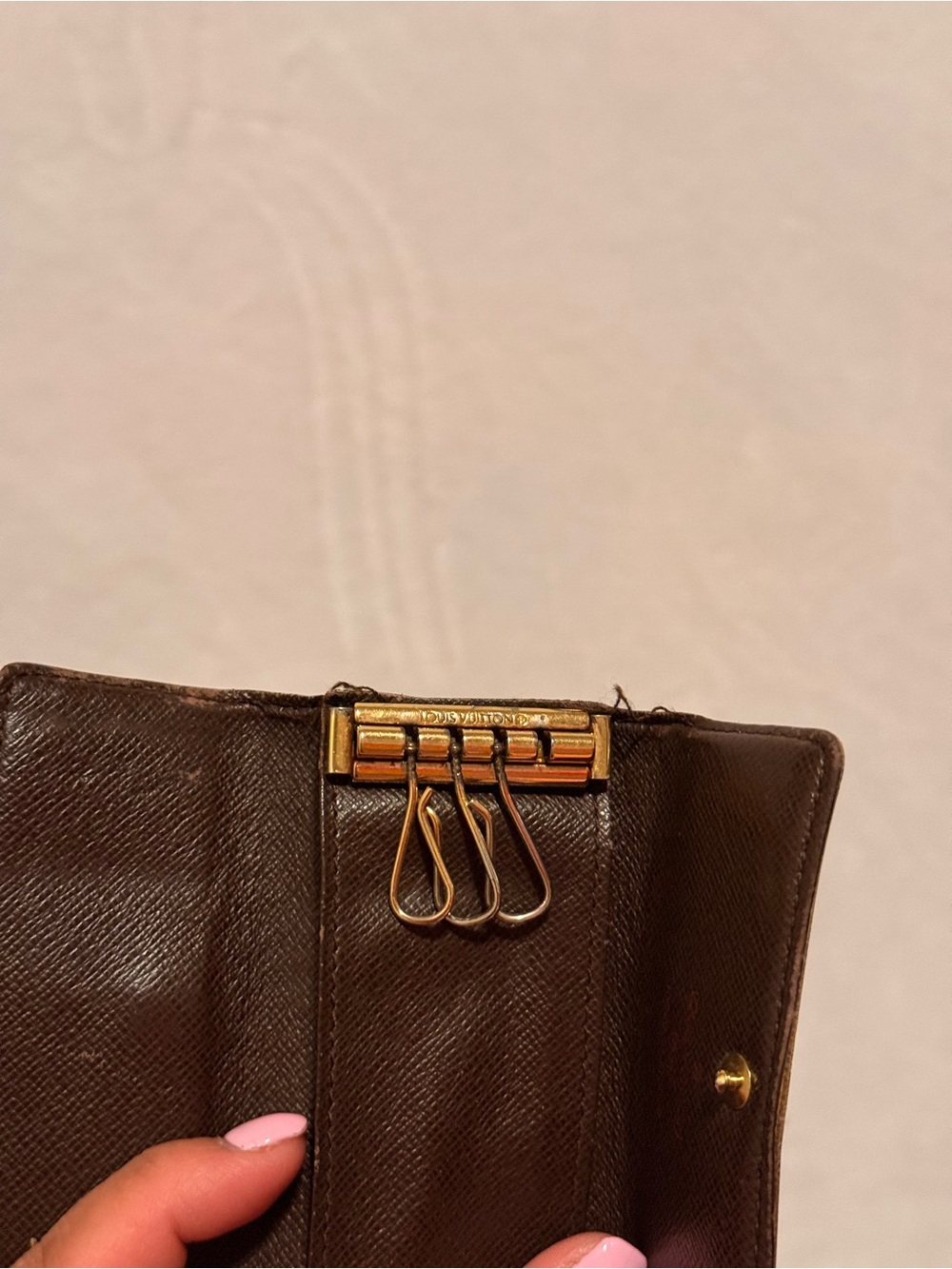 Louis Vuitton Damier Ebene Key Holder TH1017 - Picture 10 of 15